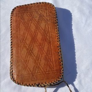 NW 💯 Handcrafted Leather Made in🇧🇯 Sz 6”x3 1/4”